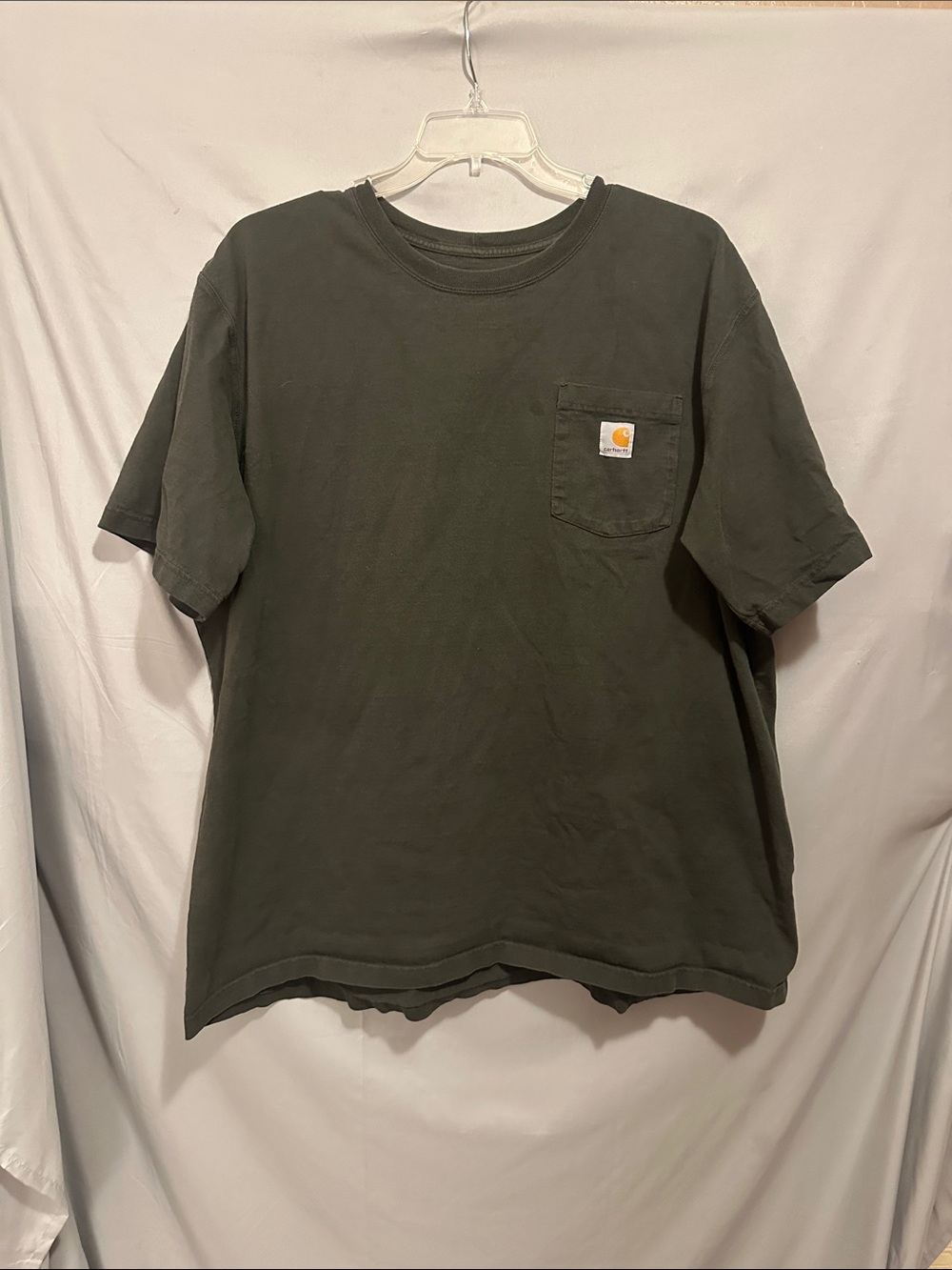 Carhartt Short-Sleeve Pocket Tee in Olive Green